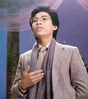 小伙模仿济公爆火 是游本昌亲传弟子_游本昌济公故事_游本昌跑龙套经历