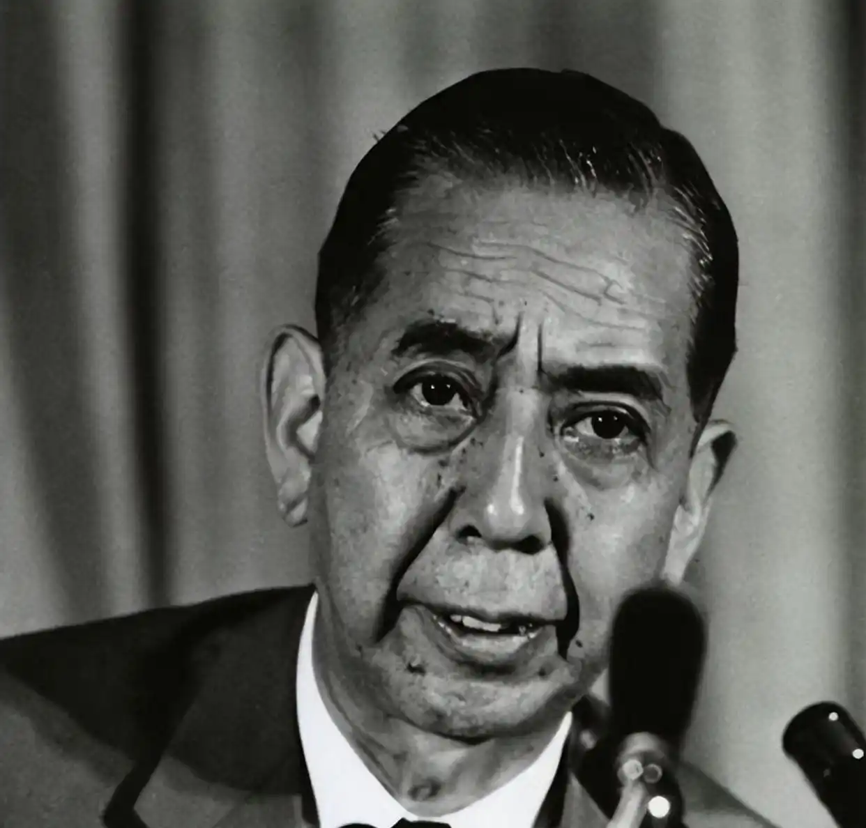 特朗普重返白宫影响_美国与日本的政治关系_日本驻美军事基地问题