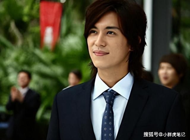 陈楚河 娱乐公司 太子爷_陈楚河黄金单身汉吻戏