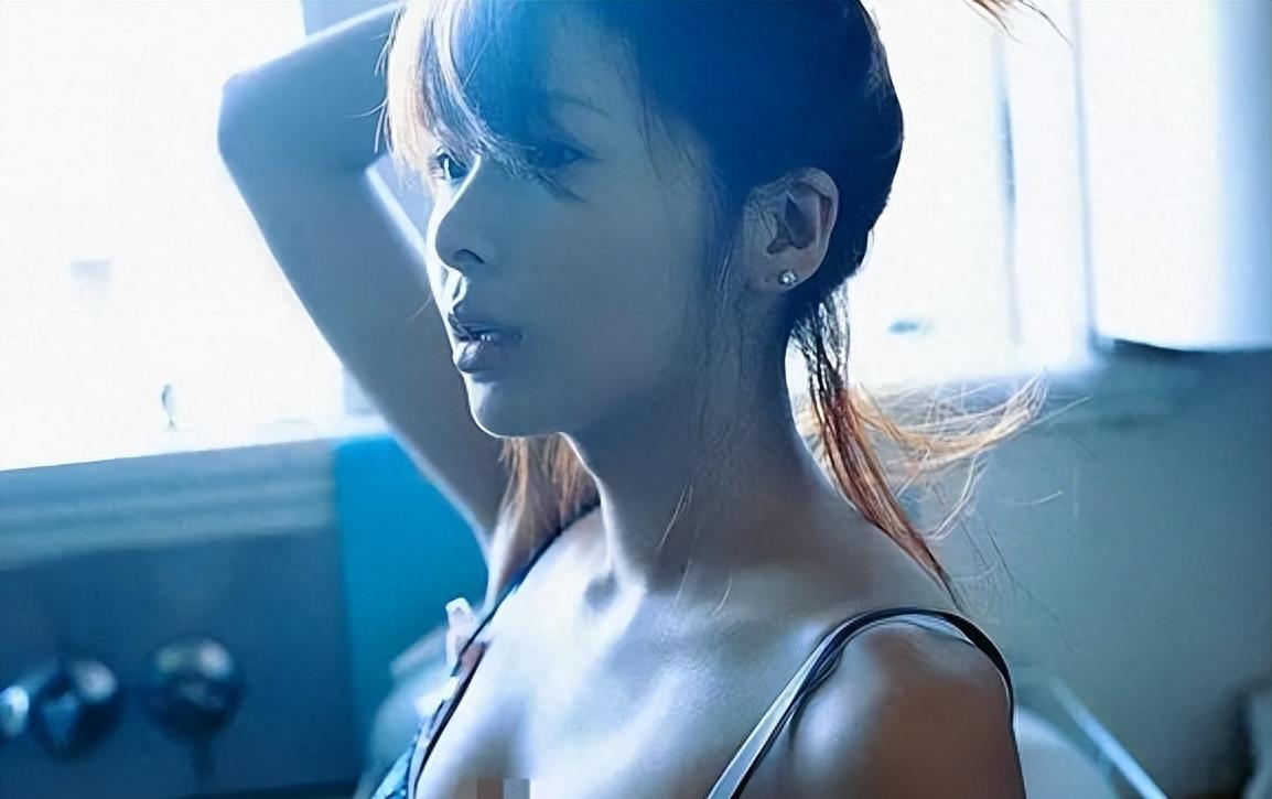 陈楚河 父亲 黑帮教父_陈楚河 演艺生涯 星探发现_陈楚河黄金单身汉吻戏