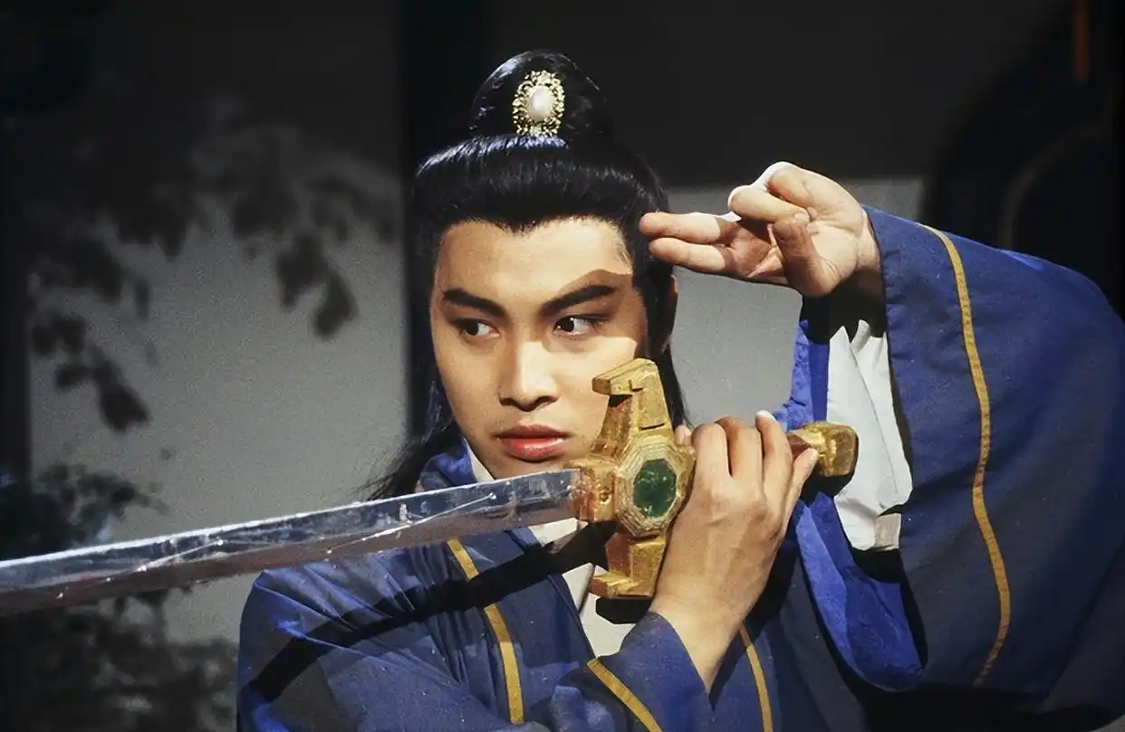 谭耀文 Fiona 娱乐圈婚姻忠贞_谭纪雄老婆