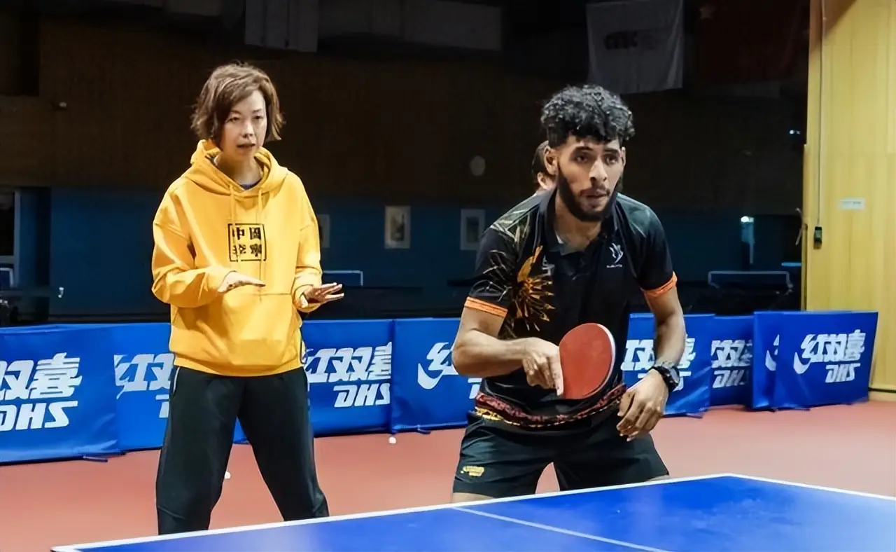 张怡宁 徐威 婚姻幸福_张怡宁老公徐威前妻_张怡宁 退役后生活