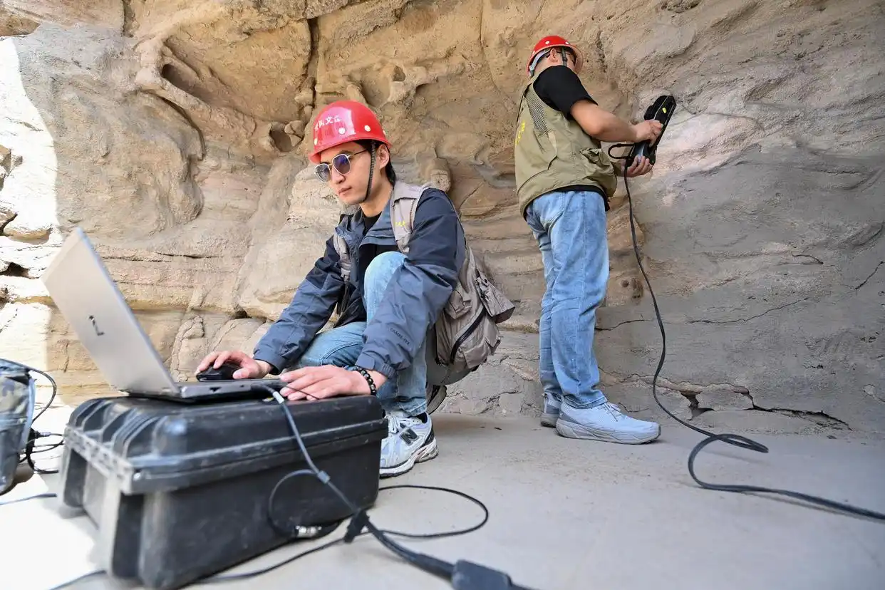 云冈石窟保护研究_云冈研究院文物保护_云冈大佛都被山西消防喊来上班