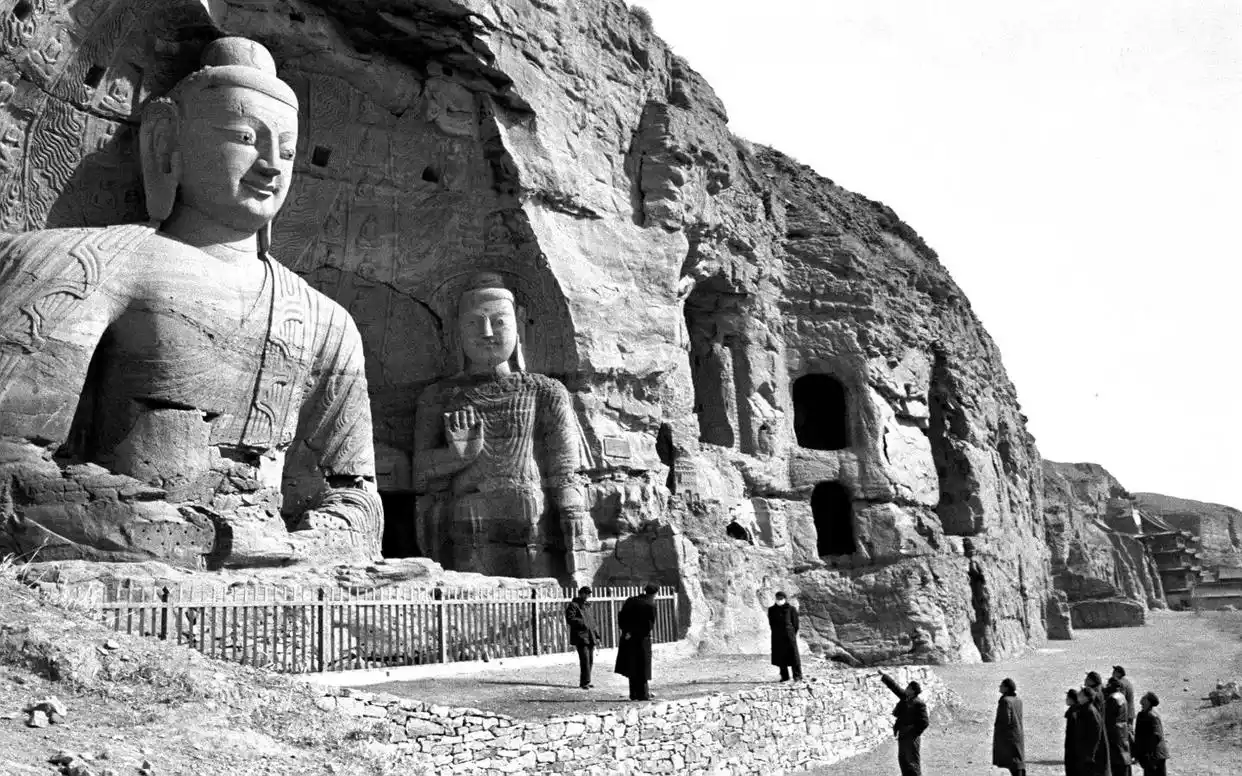 云冈大佛都被山西消防喊来上班_云冈石窟文物保护 数字化保护中心 90后文物医生