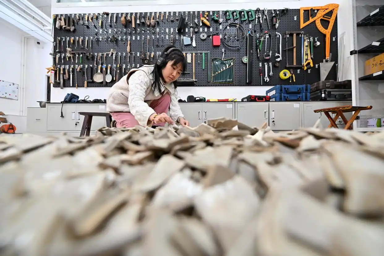 云冈大佛都被山西消防喊来上班_云冈石窟文物保护 数字化保护中心 90后文物医生