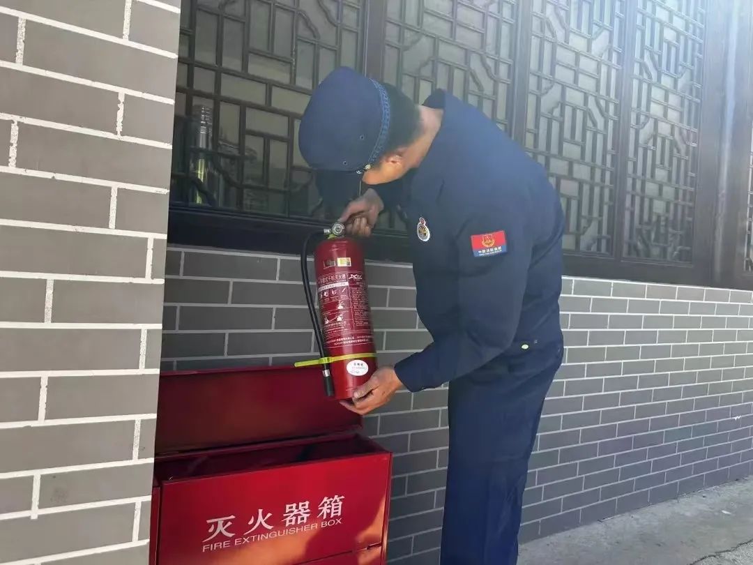 山西古建筑消防安全_云冈大佛都被山西消防喊来上班_山西觉山寺消防安全措施