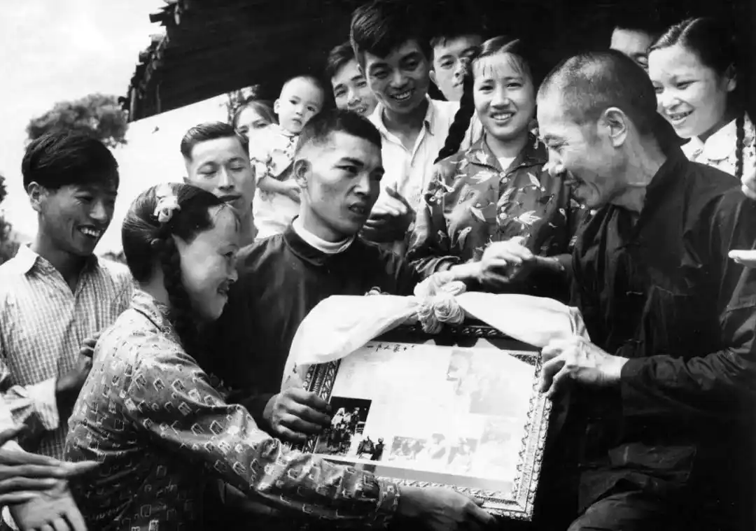 中国摄影金像奖_中国新闻摄影金镜头奖_徐永辉何世尧