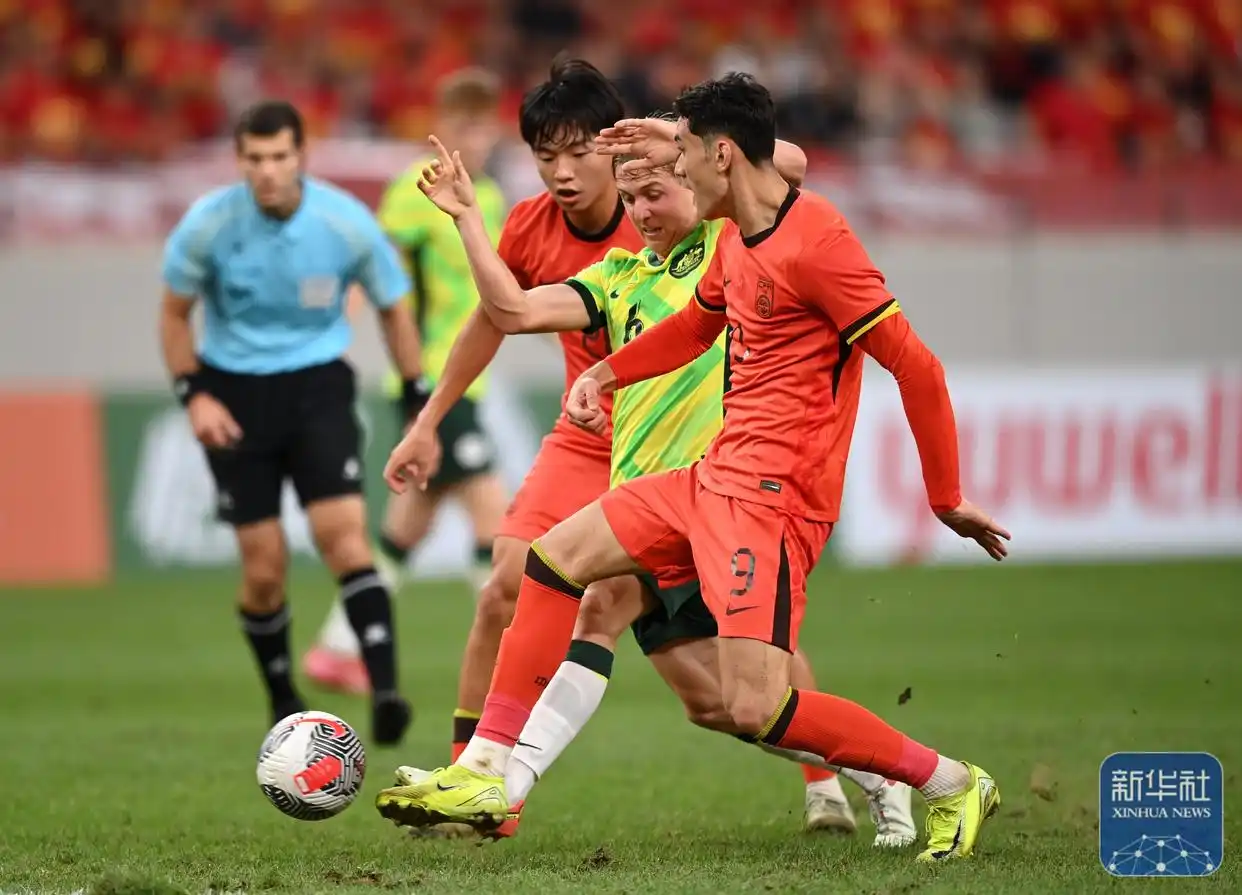 中国队晋级u23亚洲杯正赛_2026亚足联U23亚洲杯预选赛中国0比0澳大利亚 晋级U23亚洲杯正赛 拜合拉木·阿卜杜外力
