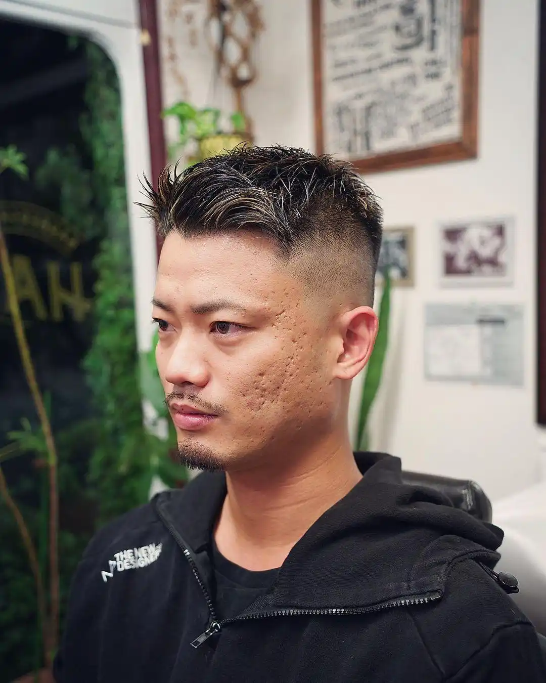 男士短寸头发型_男生发型名称图片_男士飞机头造型