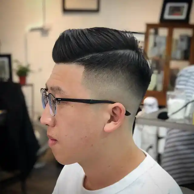 男士短发型推荐_夏季男士清爽发型_男生发型名称图片