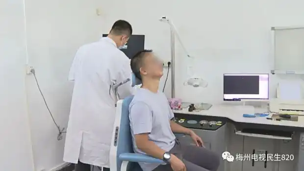 过敏性鼻炎治疗_男子鼻窦炎多年竟是3厘米树枝藏鼻中_慢性肥厚性鼻炎