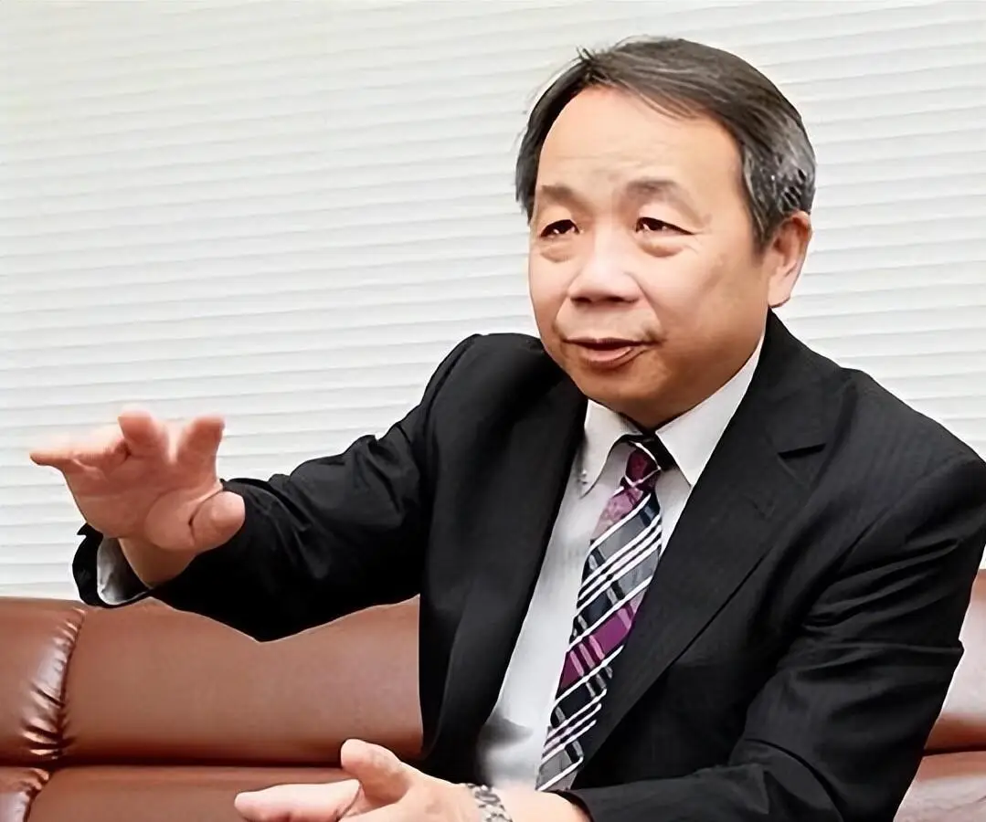 被中方反制的石平 如何沦为当代汉奸_北大才子背叛中国_日本反华政客石平太郎制裁
