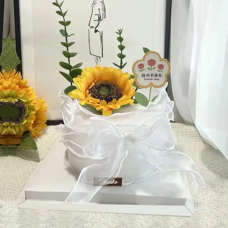 草莓蛋糕文案_蛋糕群公告写点啥好_蛋糕朋友圈文案