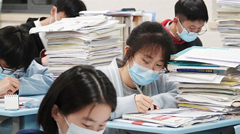 高考学子奋斗故事_高考前夕励志寄语_旅途寄语