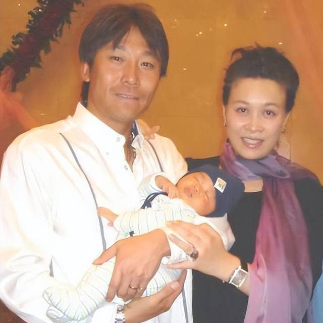 那英婚姻疑亮红灯_那英老公孟桐出轨事件_那英老公被曝出轨风波时间线