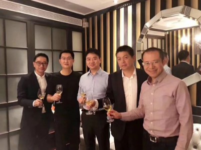 腾讯京东联手入股唯品会 如何演绎电商江湖？