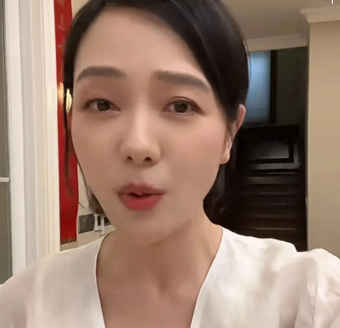 杨乐乐特种兵式日程_汪涵妻子生活差距_杨乐乐回应独自手术汪涵未陪同