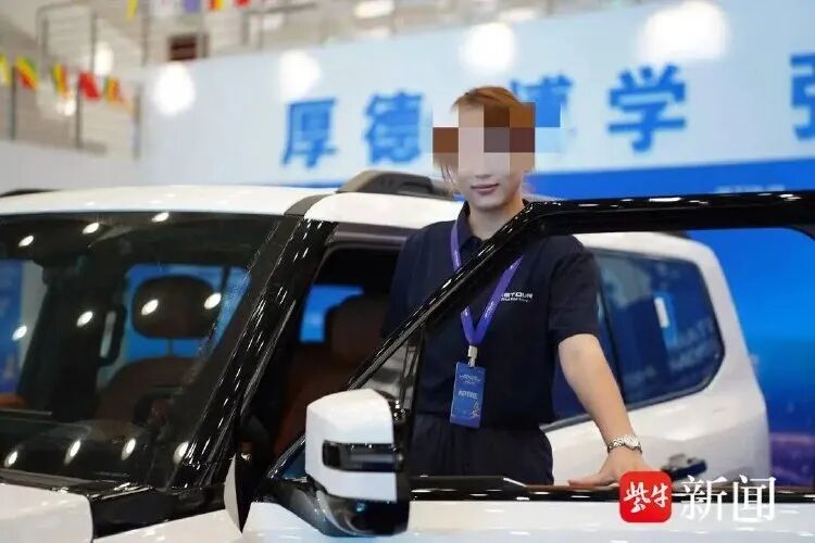 马来西亚失联游客搜救进展_2名中国游客失联 中方敦促：争分夺秒_中国籍游客马来西亚失踪