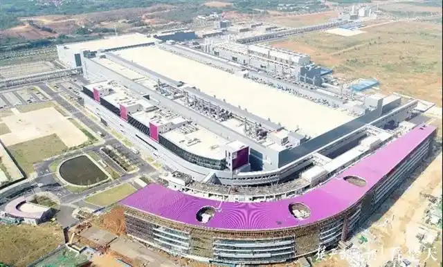 Xtacking架构3D NAND_全球首颗！中国研发全新架构闪存芯片_长江存储64层3DNAND闪存