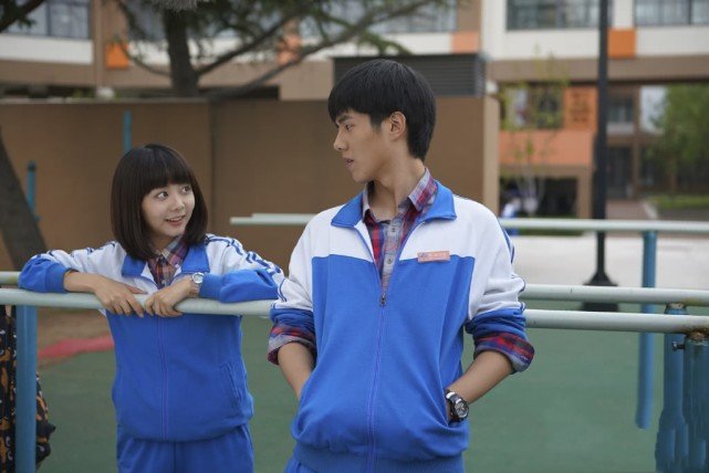 高口碑文娱文推荐_轻松搞笑网络都市小说_重生之肆无忌惮