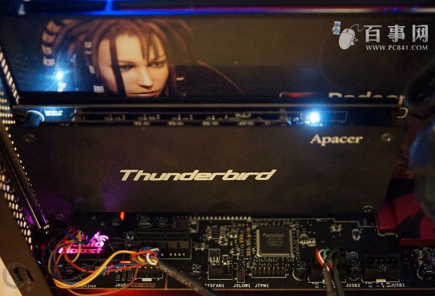 固态硬盘接口类型选择_系统装好了如何4k对齐_SSD性能优化技巧大全