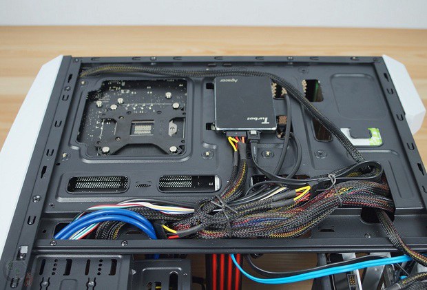 SSD性能优化技巧大全_固态硬盘接口类型选择_系统装好了如何4k对齐