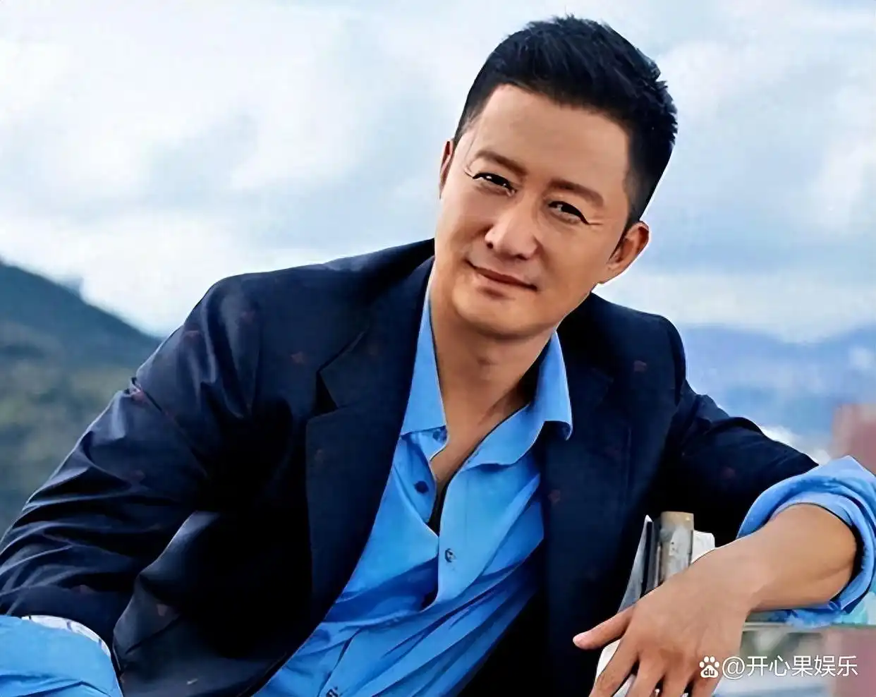 吴京 早年经历_吴京战狼肌肉图片大全_吴京 演艺生涯发展