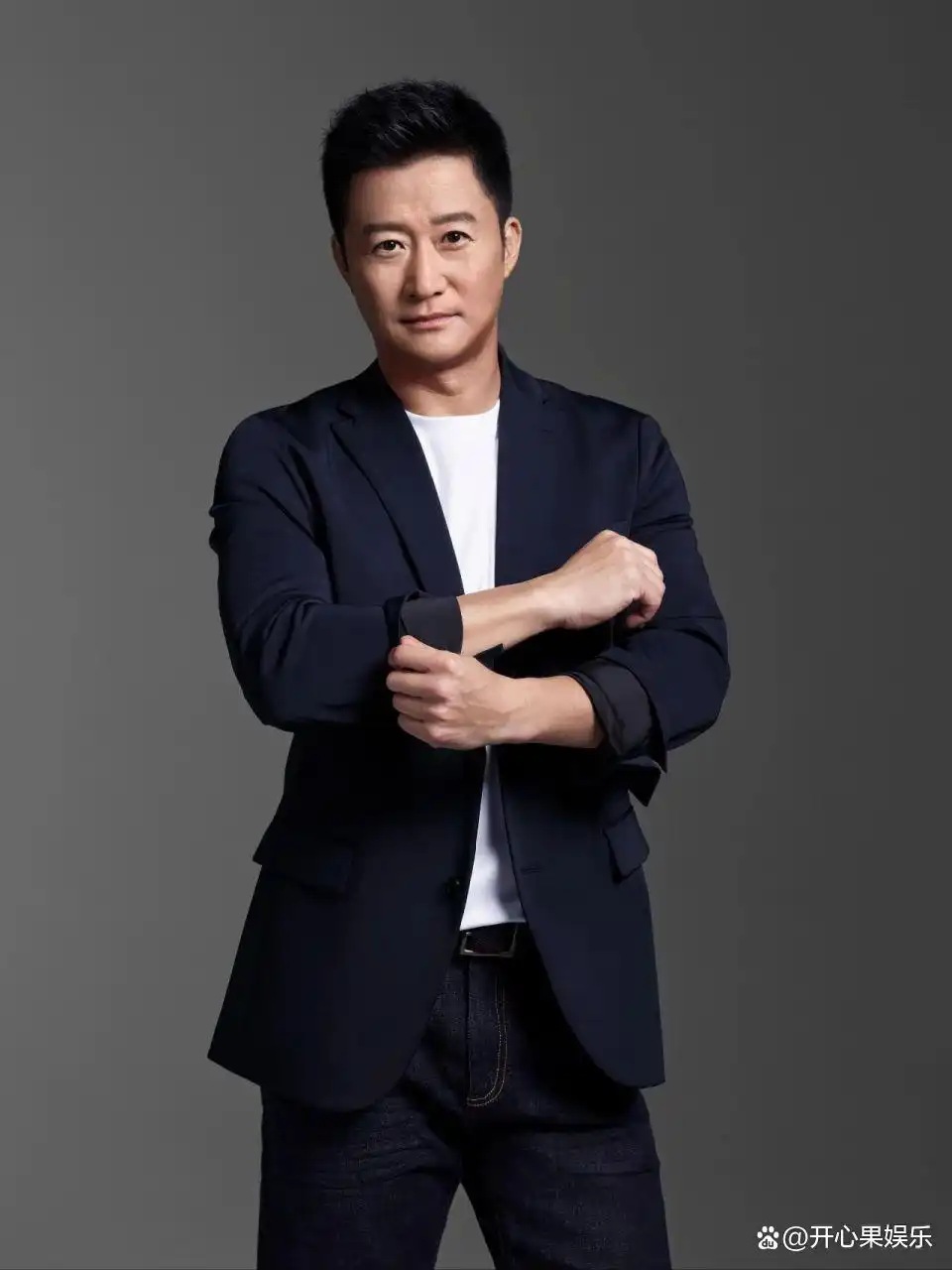 吴京 演艺生涯发展_吴京战狼肌肉图片大全_吴京 早年经历