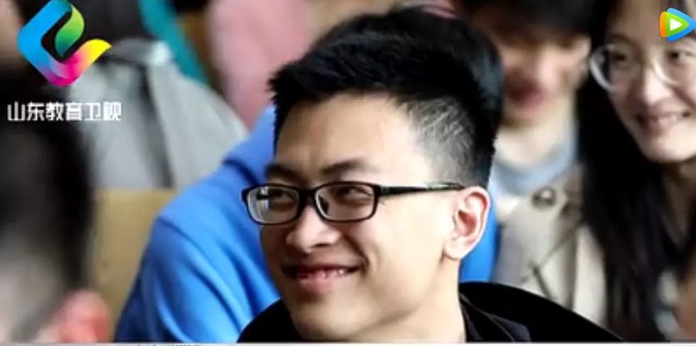 山东理工大学骚老师_网红思政课老师岳松_山东理工大学马克思主义学院思政课教师岳松