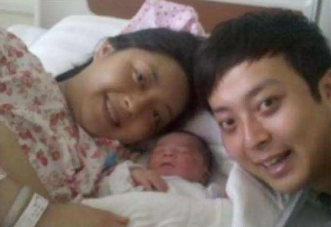 佟瑶 坠河溺亡 主持人_四川播音员佟瑶裸尸图