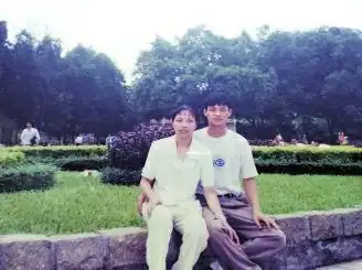 男子去世后曝出17万债务 妻子拒还_替夫还债 欠债还钱 贤妻良母