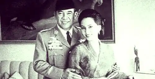 美国情报机构调查_战地记者弗尔切克逝世_美国战地记者