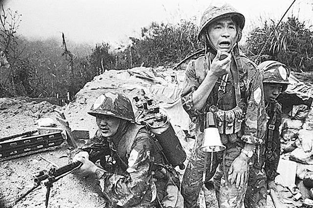 王红战地记者_王红 佳能A-1 战地记者 老山战役 摄影作品 真实记录