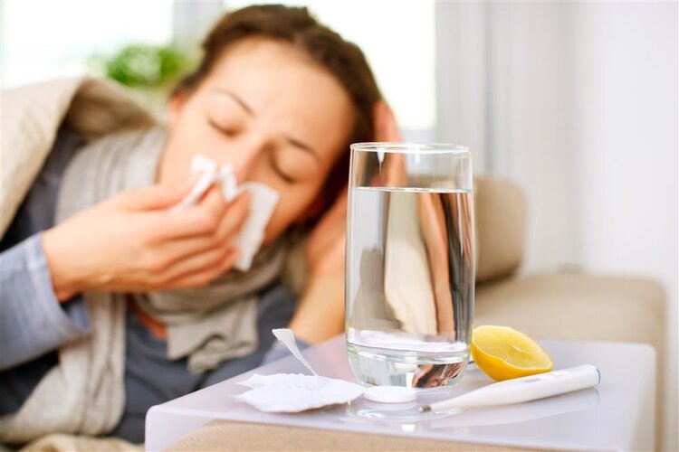 长期喝水对身体的影响_人不喝水会死吗_每天应该喝多少水才健康