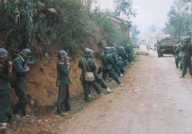 1992年平远街缉毒事件，出动2000多名武警严打80天，抓获800多人