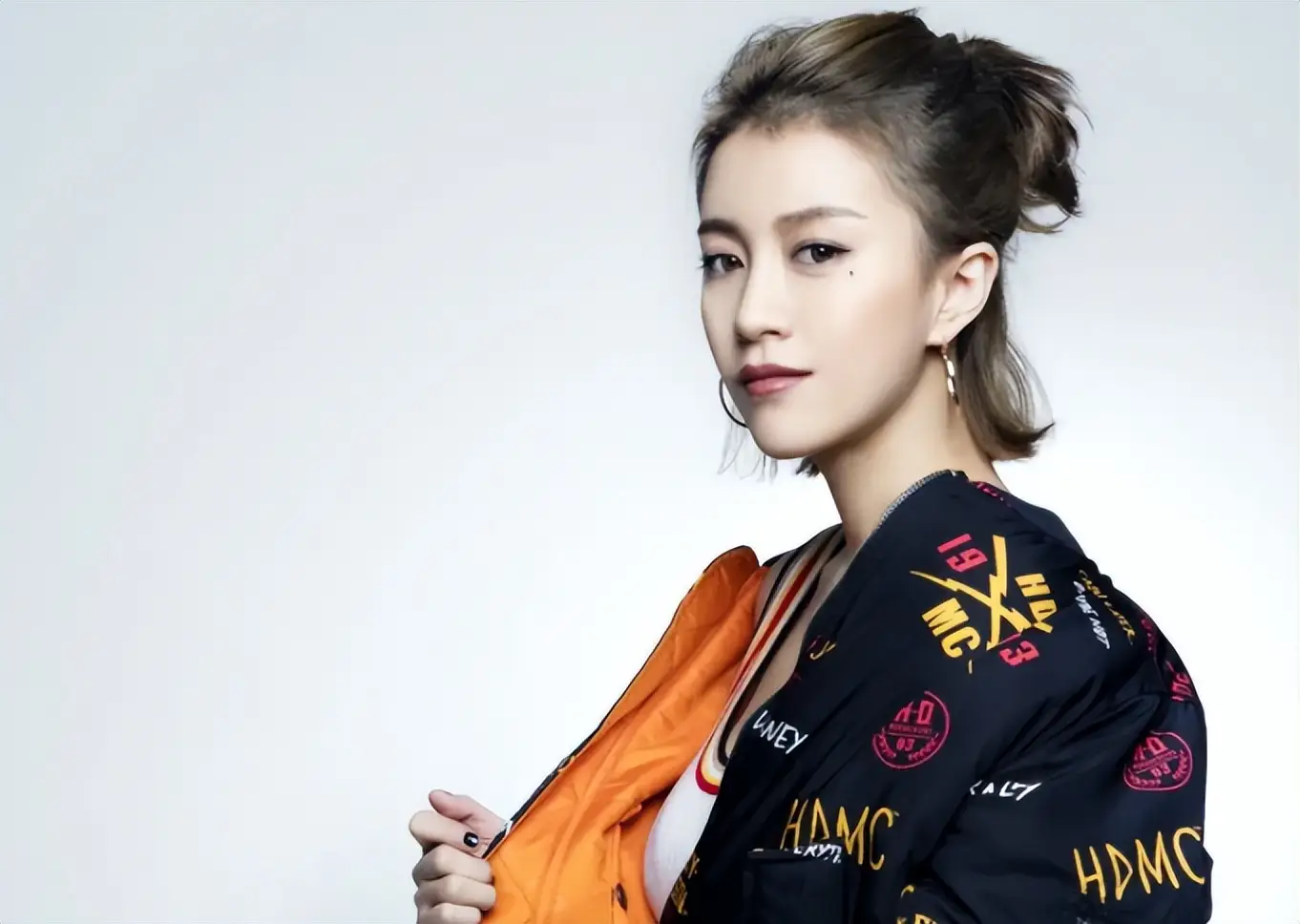 李嘉格车澈离婚_李嘉格中国好声音经历_李嘉格车澈爱情故事