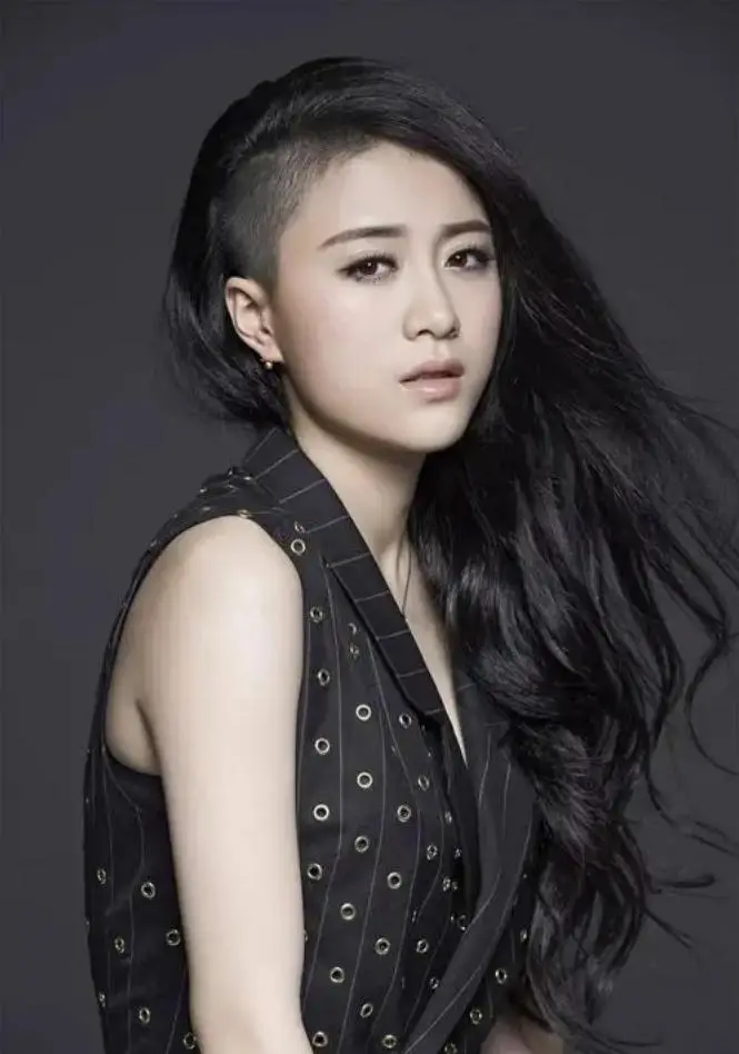 李嘉格车澈离婚_李嘉格车澈爱情故事_李嘉格中国好声音经历