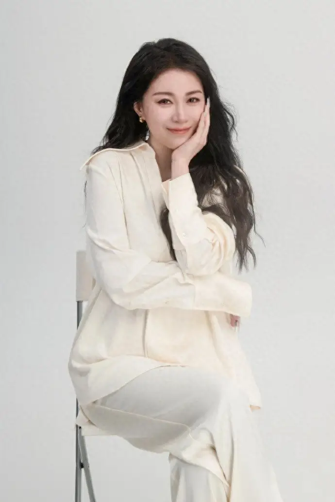 李嘉格车澈离婚_李嘉格中国好声音车澈_李嘉格人生赢家故事