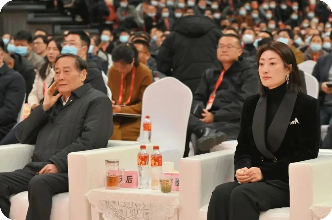 娃哈哈回应宗馥莉辞职：属实_娃哈哈集团副董事长宗馥莉辞职真相_宗馥莉娃哈哈辞职事件