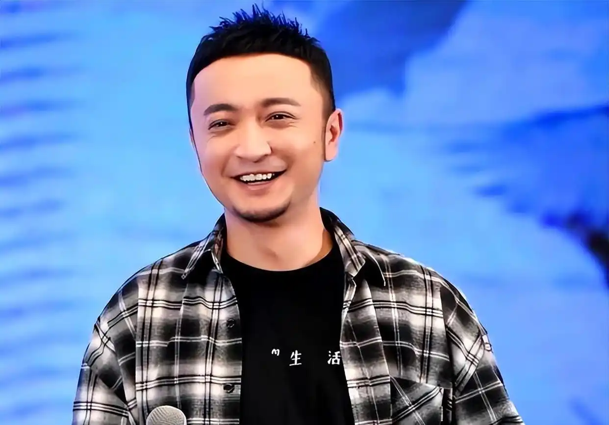 尼格买提 主持生涯 主持技巧_尼格买提个人资料图片