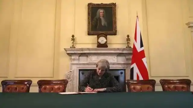 英国脱欧两周年知识点总结_英国脱欧两周年最新进展_英国脱离欧盟英语新闻
