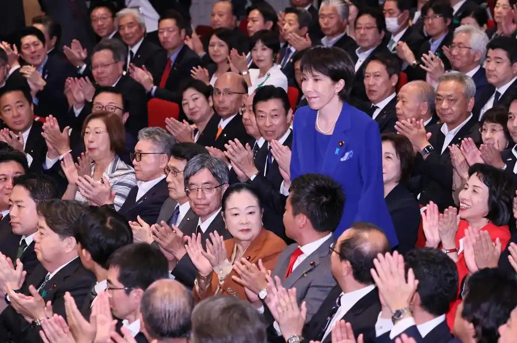 日媒：高市早苗或不能当选首相_高市早苗 自民党总裁选举 日本首位女首相