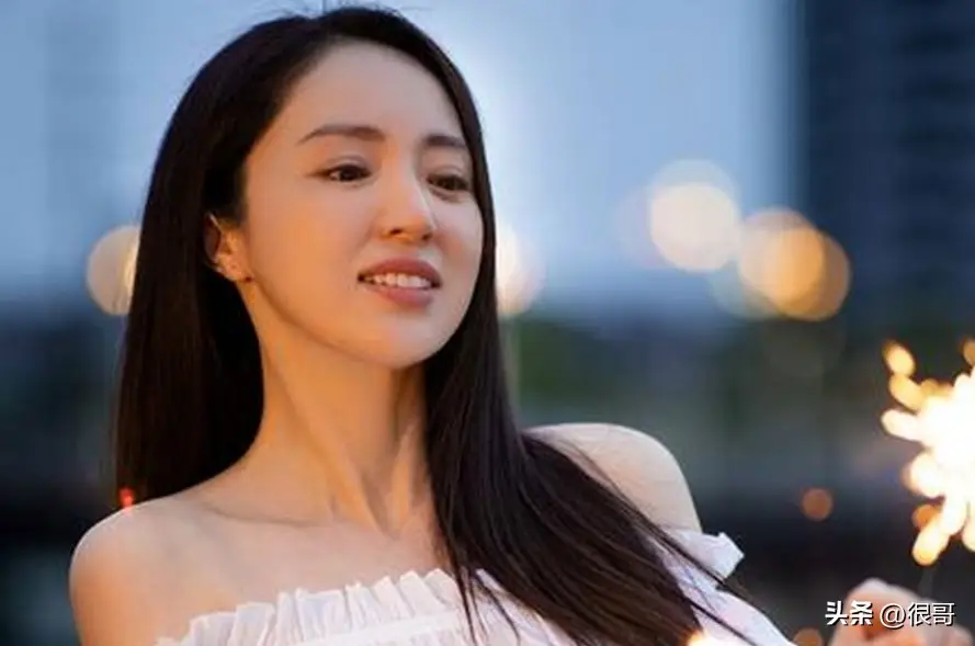 董璇回应婚礼餐标67元_董璇婚宴67元 家常菜 孝道权力博弈