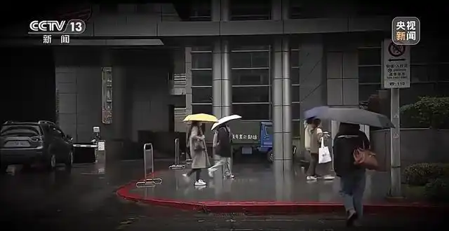 “台独”沈伯洋慌了：我这情况怎么办_沈伯洋 台独顽固分子 分裂国家罪