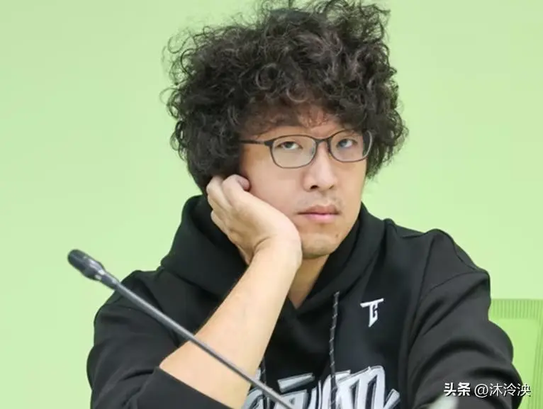 沈伯洋通缉令_台独分子法律制裁_“台独”沈伯洋慌了:我这情况怎么办