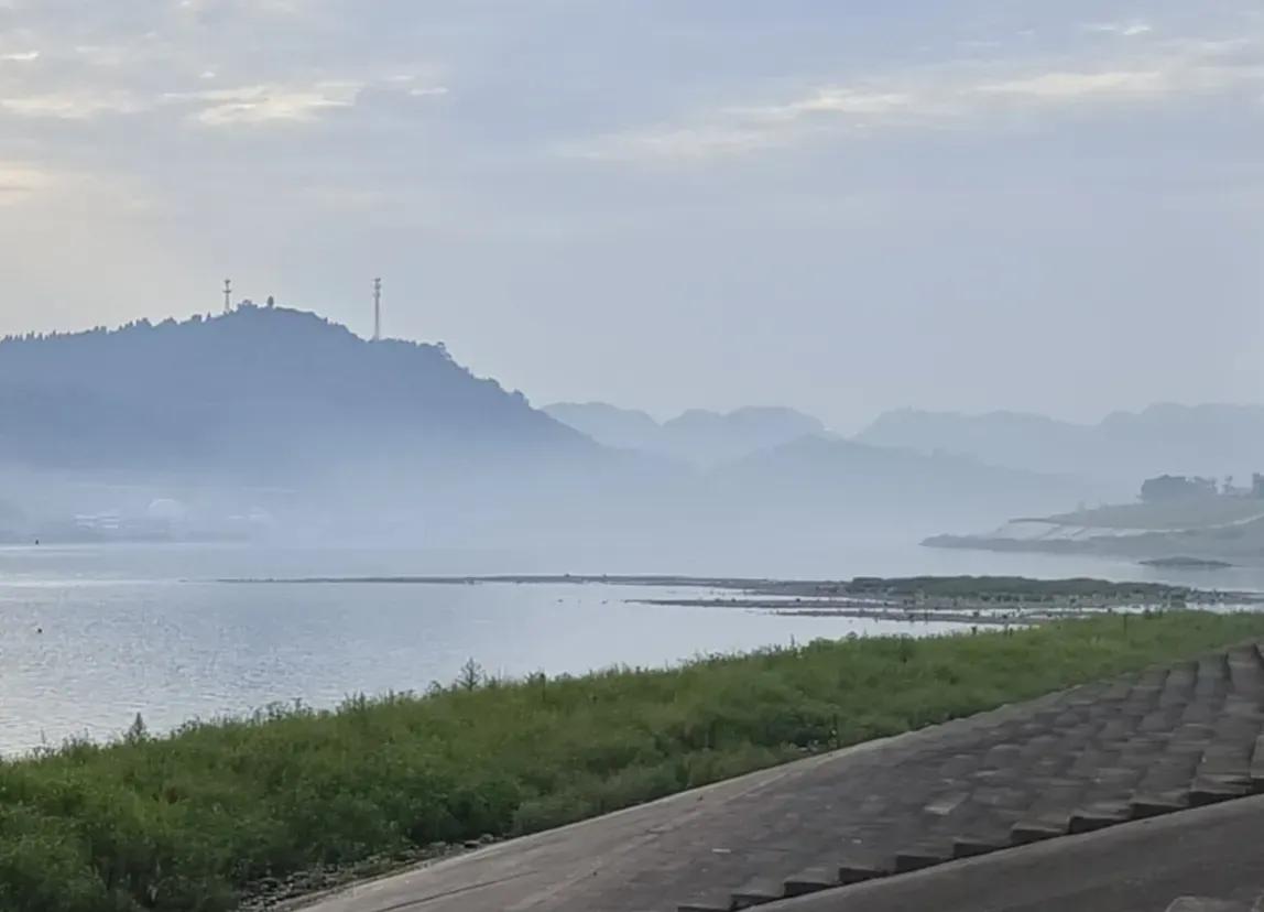 犍为沿江大道美景_未来5年犍为城市规划_犍为县城滨江路风景