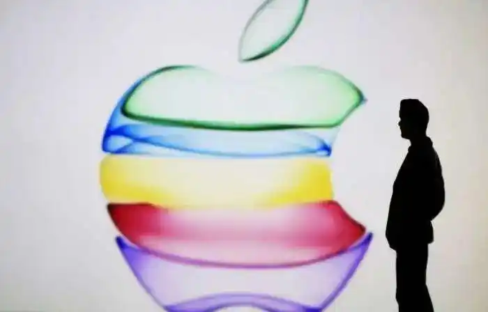 苹果卖“抹布”，145元一块！交货排到2022年，嫌贵可以拆成俩？苹果：断货不惊讶