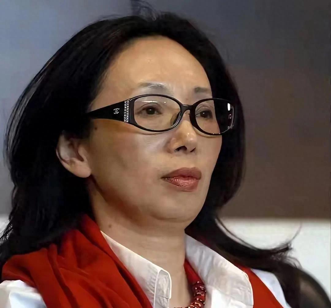 戴秀丽 戴永革背景_黑龙江女首富戴秀丽_戴秀丽商业人生轨迹
