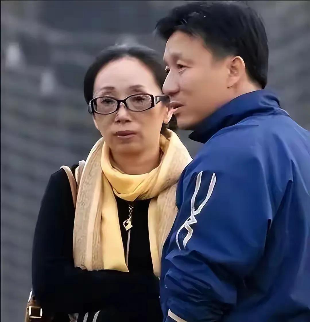 黑龙江女首富戴秀丽_戴秀丽 戴永革背景_戴秀丽商业人生轨迹