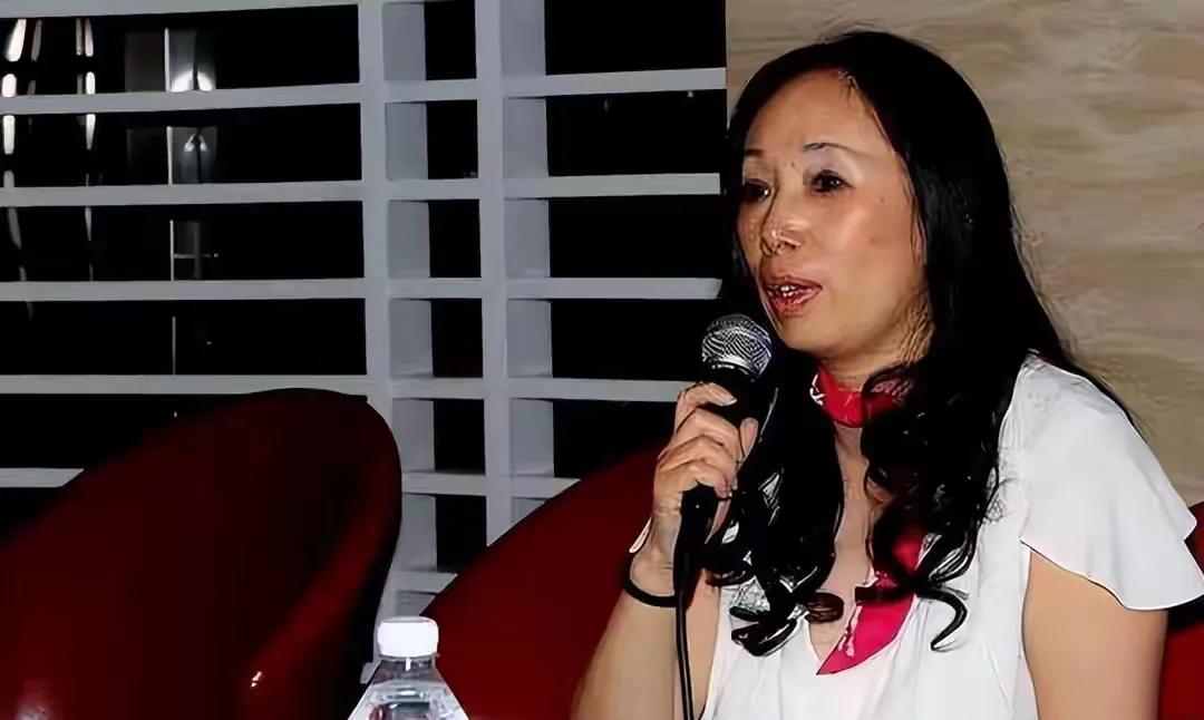 戴秀丽 戴永革背景_戴秀丽商业人生轨迹_黑龙江女首富戴秀丽